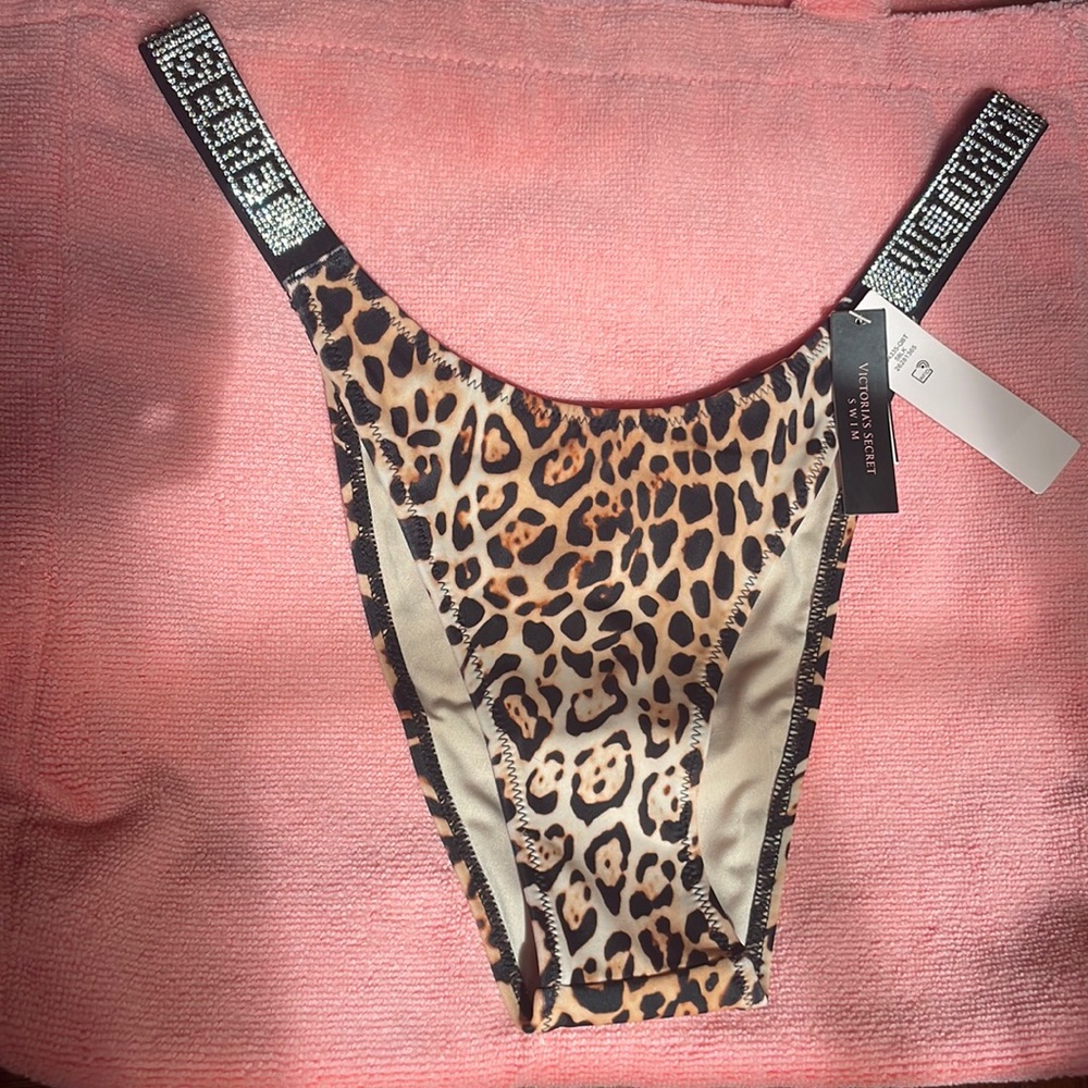 VICTORIA’S SECRET- Shine Straps Brazilian bikini‼️